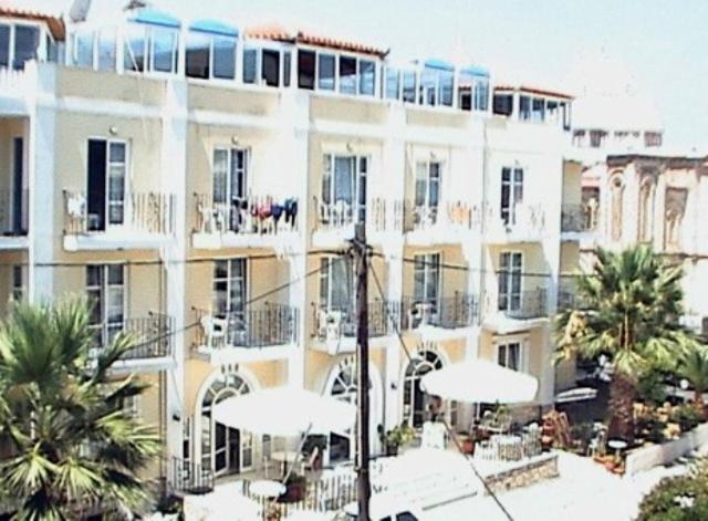 Amanda Hotel Karlovassi Extérieur photo