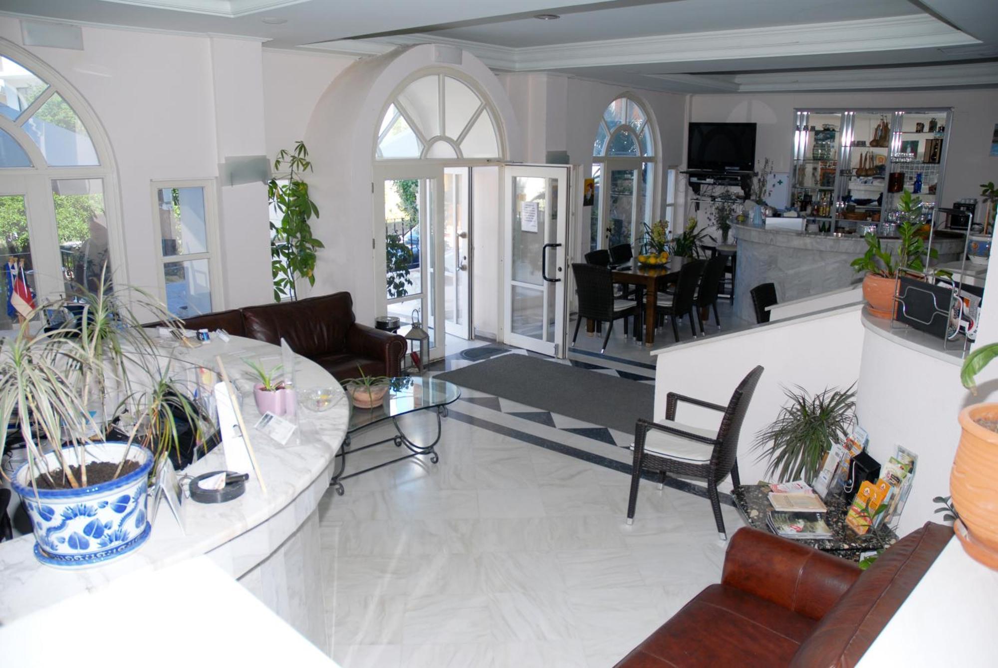 Amanda Hotel Karlovassi Extérieur photo